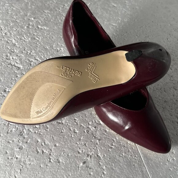 Bentley SZ 5.5 Burgundy pointed toe pump kitten heel Dressy Office Timeless Clos - Picture 10 of 12